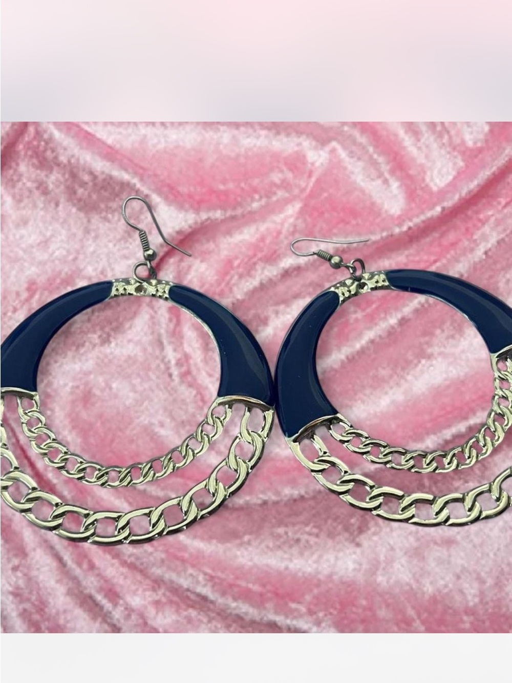 Elegant Gold and Black Hoop Earrings